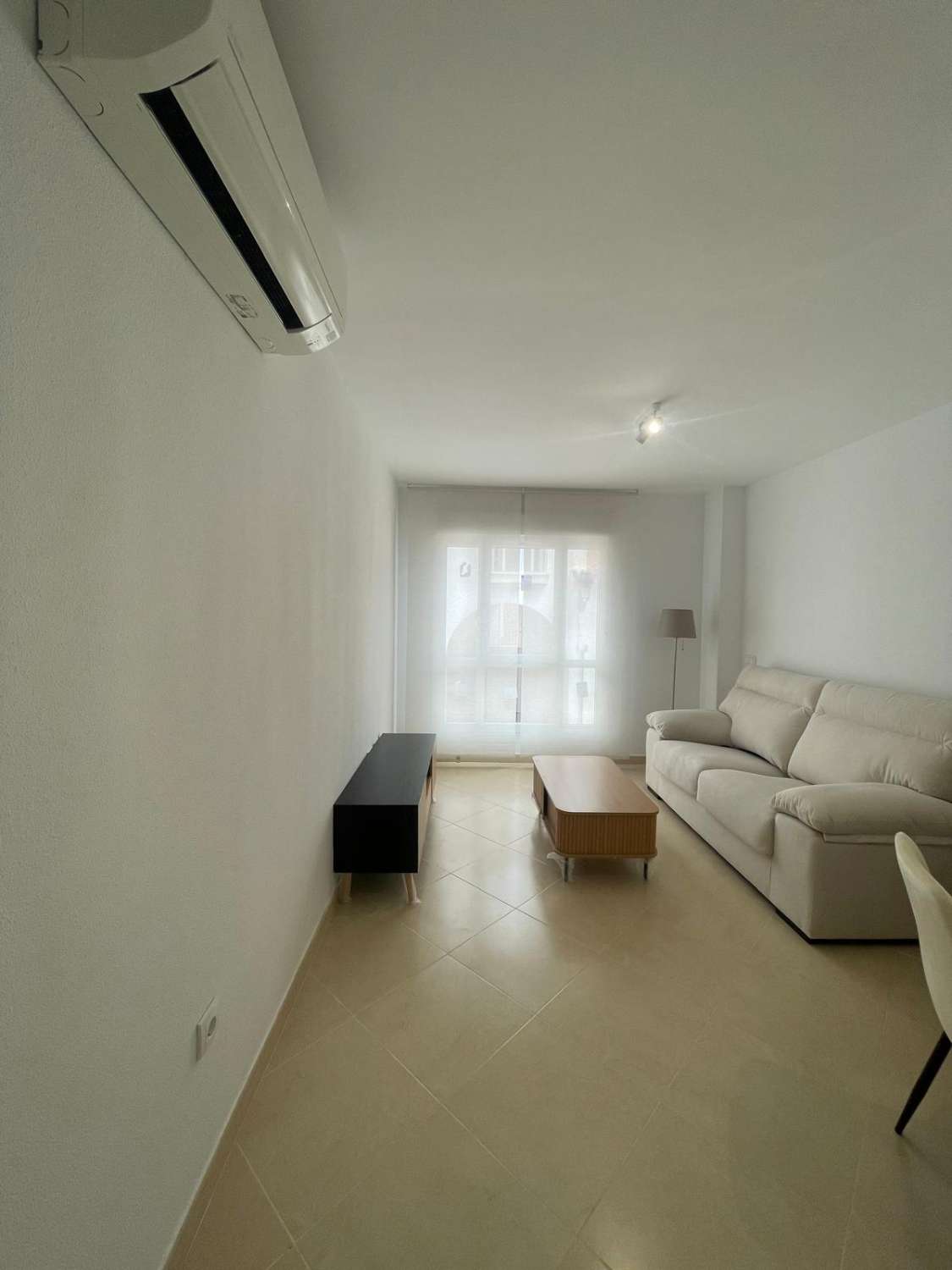 FLOT LEJLIGHED TIL SALG I CENTRUM AF BENALMADENA LANDSBY