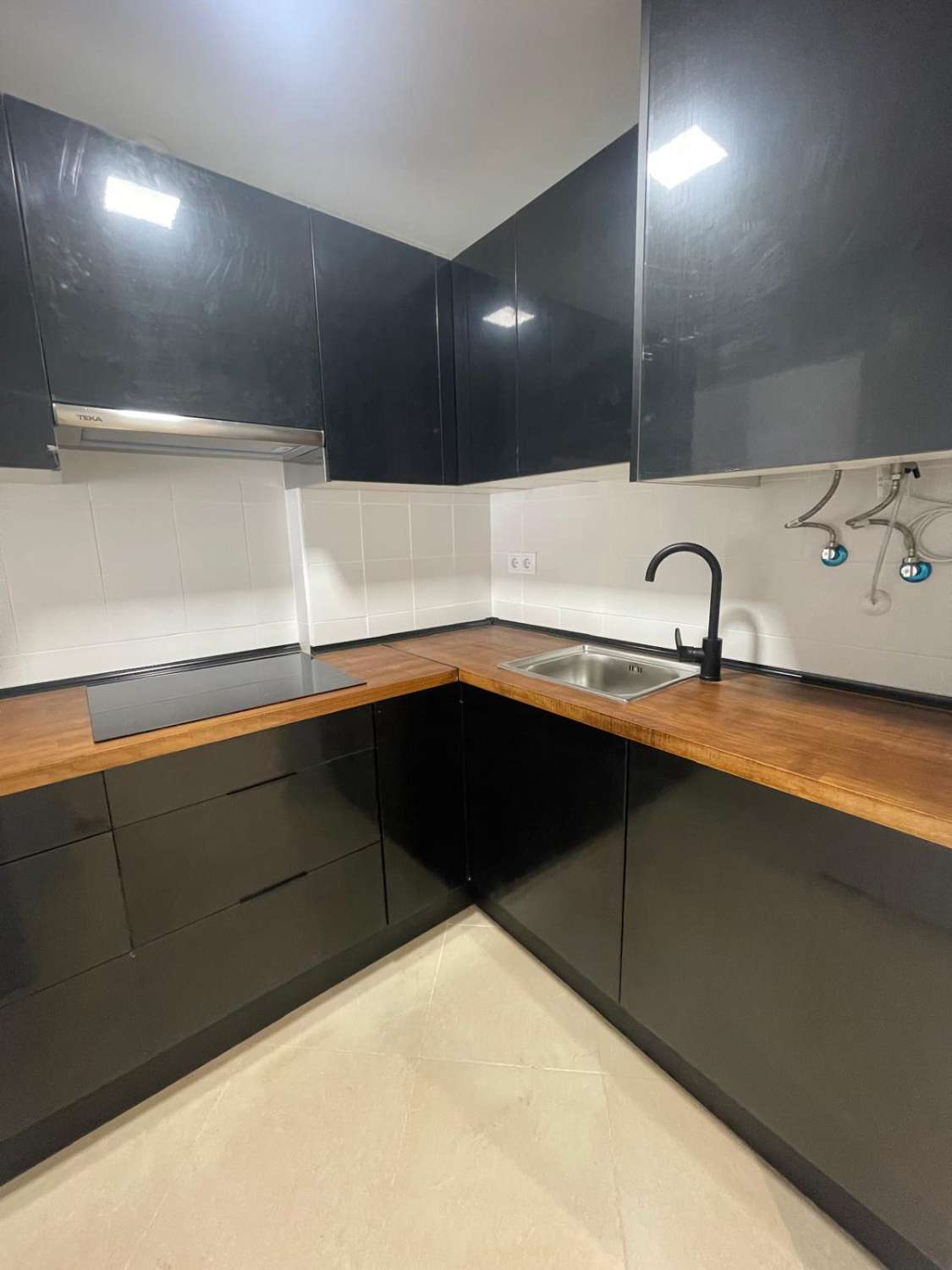 FLOT LEJLIGHED TIL SALG I CENTRUM AF BENALMADENA LANDSBY