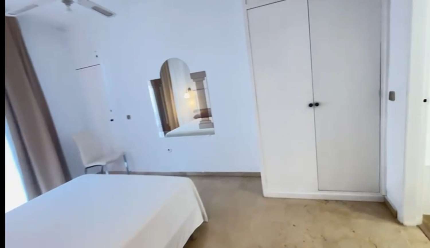 MEDIA TEMPORADA . SE ALQUILA  DESDE 01.09.26-30.6.27  MAGNIFICO APARTAMENTO CON VISTAS AL MAR EN LOS BOLICHES (FUENGIROLA)