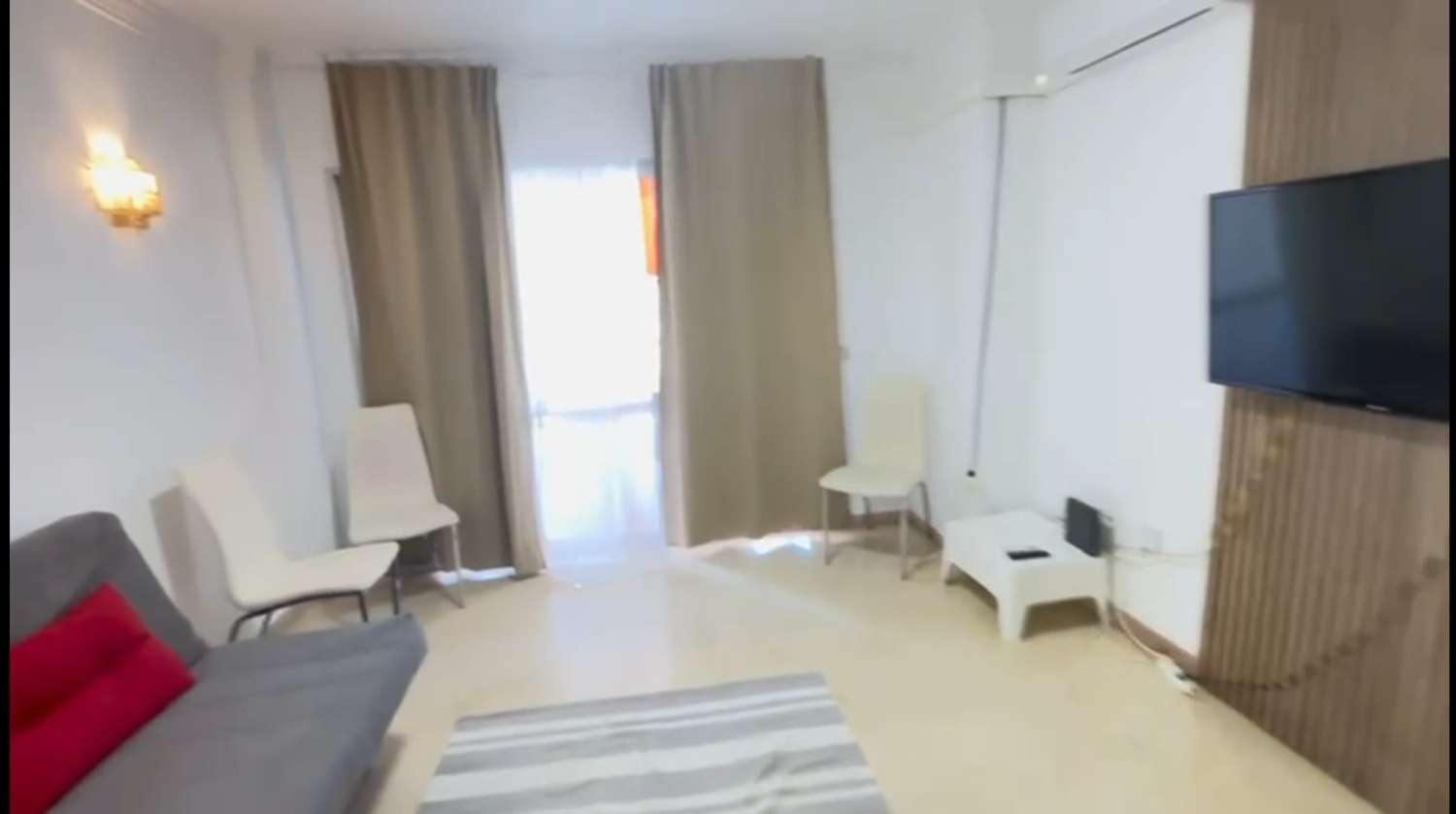 MEDIA TEMPORADA . SE ALQUILA  DESDE 01.09.26-30.6.27  MAGNIFICO APARTAMENTO CON VISTAS AL MAR EN LOS BOLICHES (FUENGIROLA)