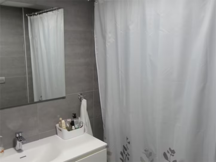 SE VENDE MAGNIFICO APARTAMENTO EN UNA DE LAS URBANIZACIONES MAS LUJOSAS DE LOS ALAMOS (TORREMOLINOS)