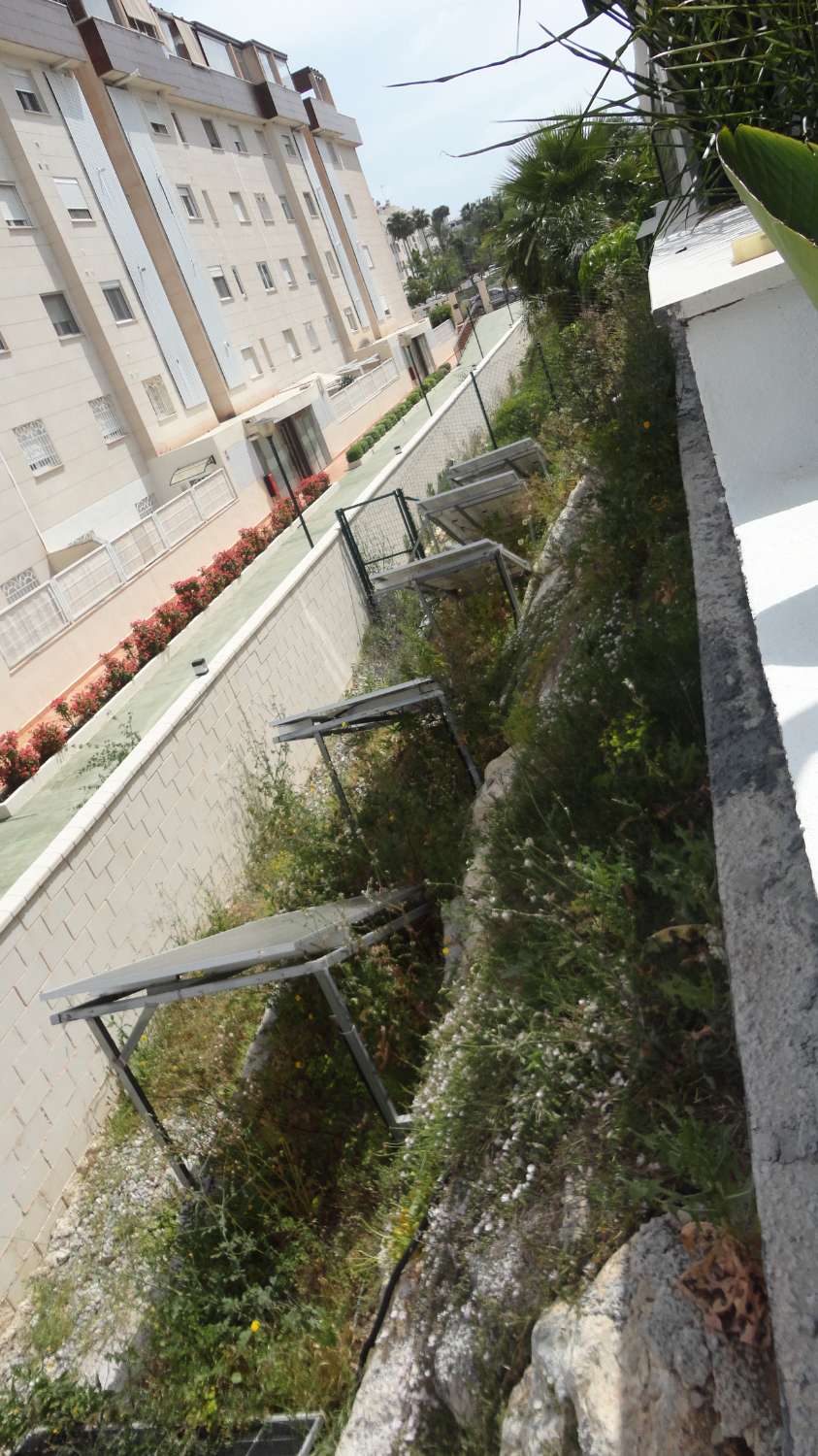 SE VENDE MAGNIFICO APARTAMENTO EN UNA DE LAS URBANIZACIONES MAS LUJOSAS DE LOS ALAMOS (TORREMOLINOS)