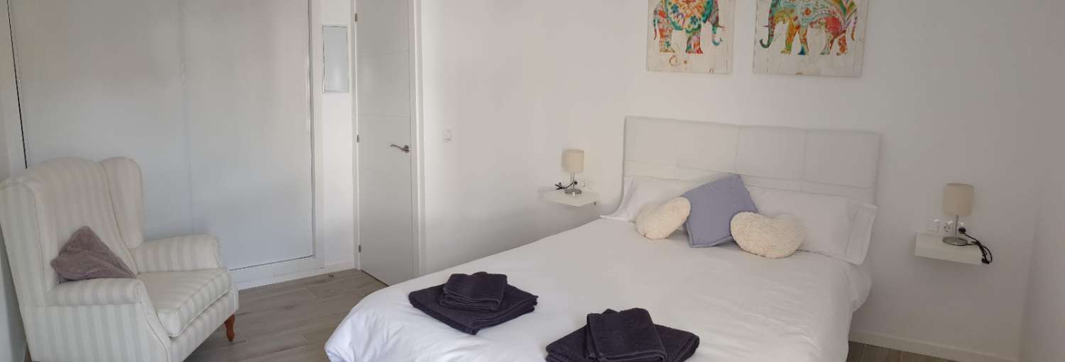 MEDIA  TEMPORADA  . SE ALQUILA  DESDE 1.9.26-30.6.27 BONITO APARTAMENTO CON VISTAS LATERALES  AL MAR   EN ARROYO DE LA MIEL