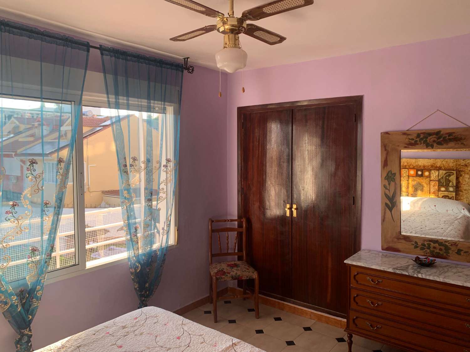 SE ALQUILA DESDE AHORA .30.6.26  y DESDE  1.9.26 HASTA 30.6.2.67 BONITO APARTAMENTO CERCA DE PLAZA SOLYMAR ( BENALMADENA)