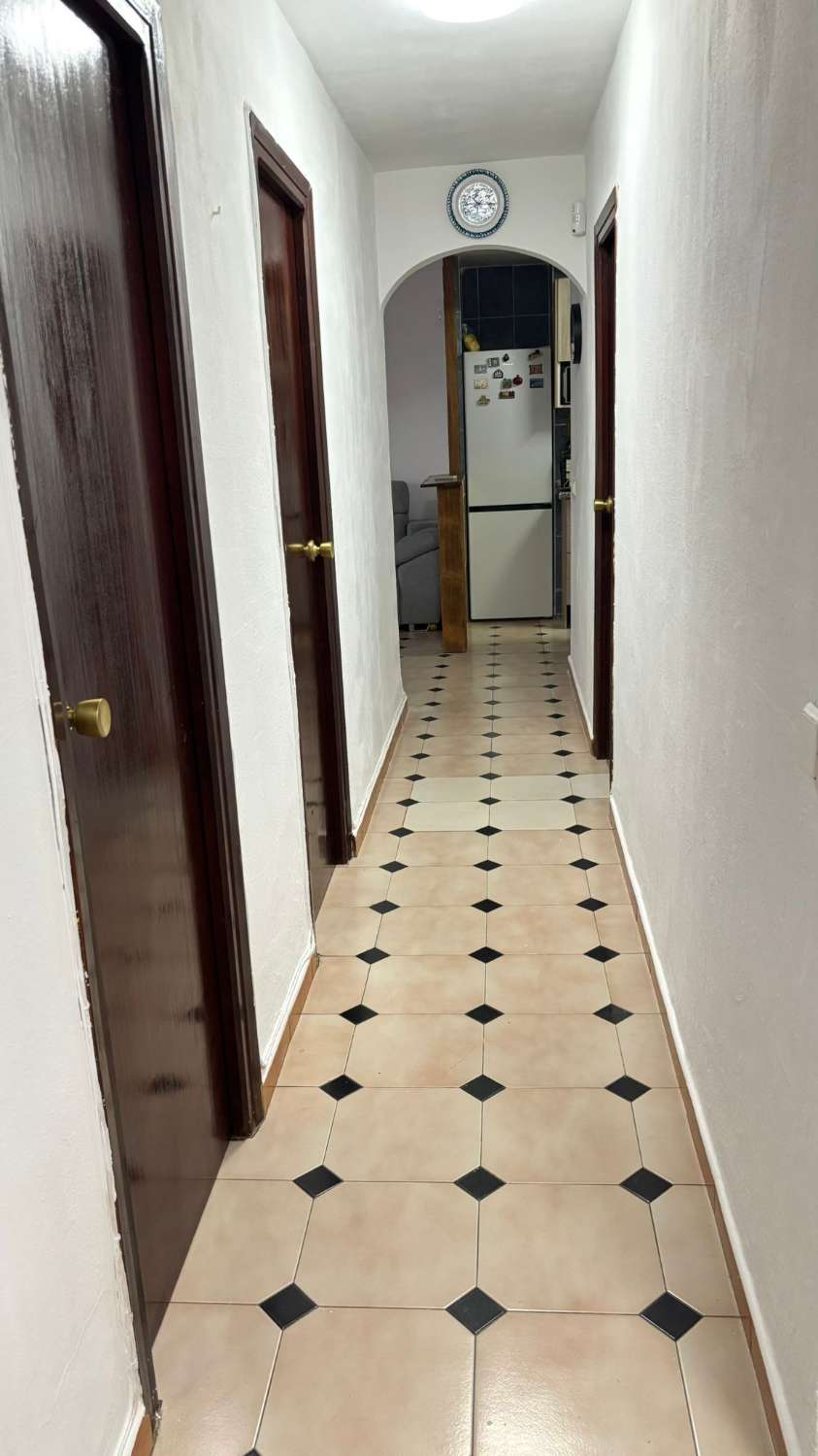 SE ALQUILA DESDE AHORA .30.6.26  y DESDE  1.9.26 HASTA 30.6.2.67 BONITO APARTAMENTO CERCA DE PLAZA SOLYMAR ( BENALMADENA)