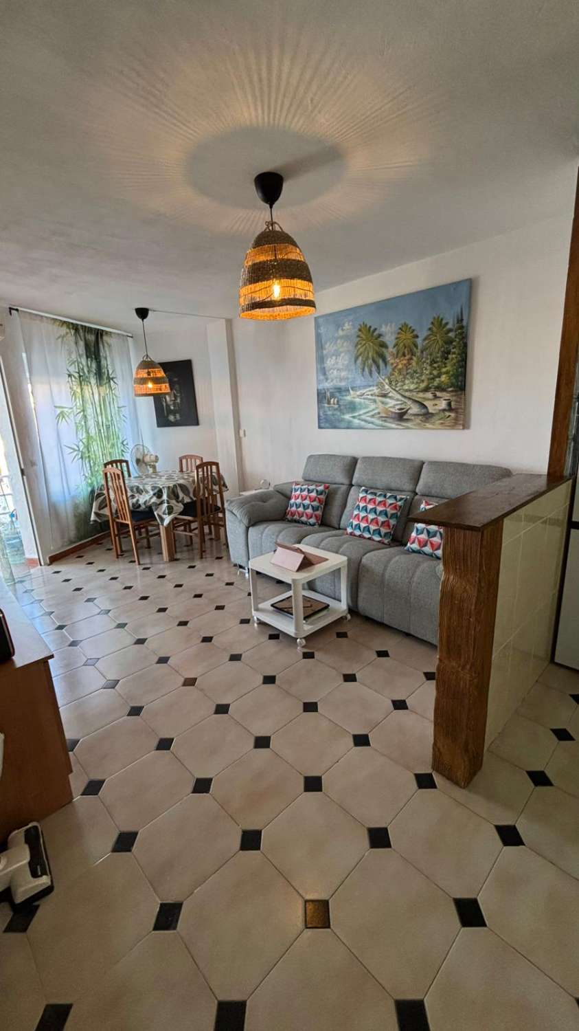 SE ALQUILA DESDE AHORA .30.6.26  y DESDE  1.9.26 HASTA 30.6.2.67 BONITO APARTAMENTO CERCA DE PLAZA SOLYMAR ( BENALMADENA)