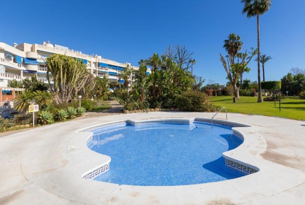 SE ALQUILA DESDE 01/09/2026 HASTA 30/06/27 BONITO APARTAMENTO CERCA DE LA PLAYA EN PLAYAMAR (TORREMOLINOS)