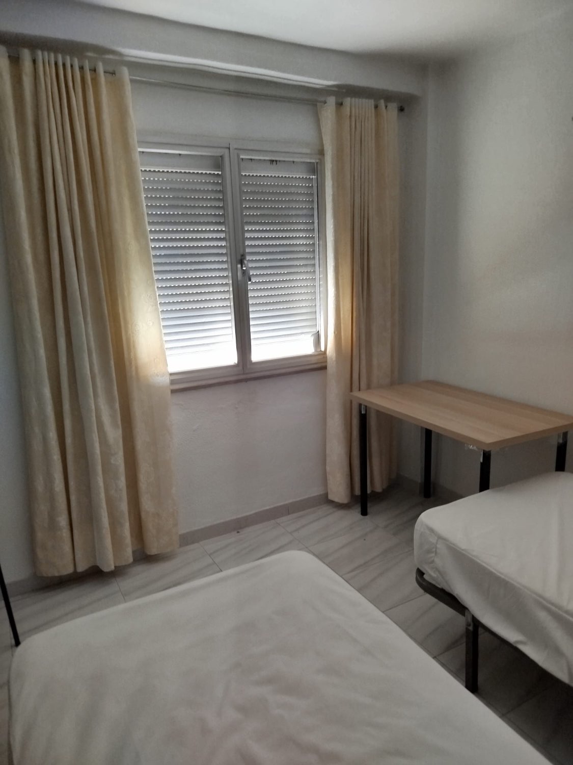 SE ALQUILA HASTA 30/06/2026 Y DESDE 01/09/2026- 30/06/2027 PISO  EN EL CENTRO DE MALAGA