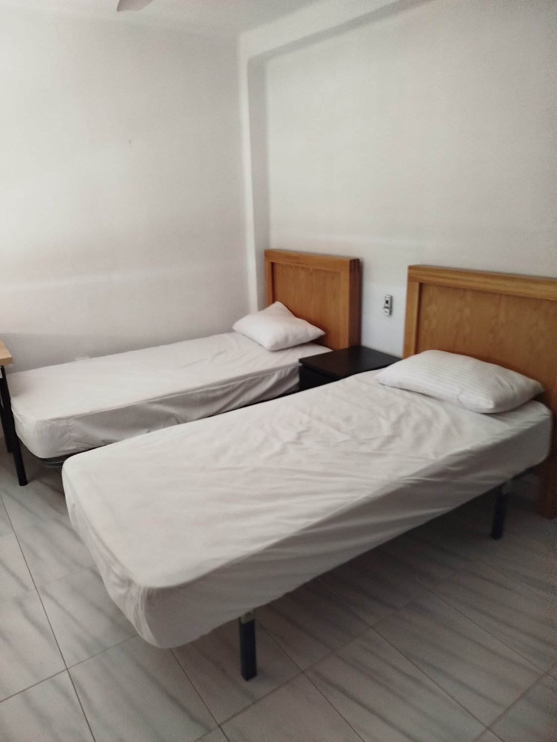 SE ALQUILA HASTA 30/06/2026 Y DESDE 01/09/2026- 30/06/2027 PISO  EN EL CENTRO DE MALAGA