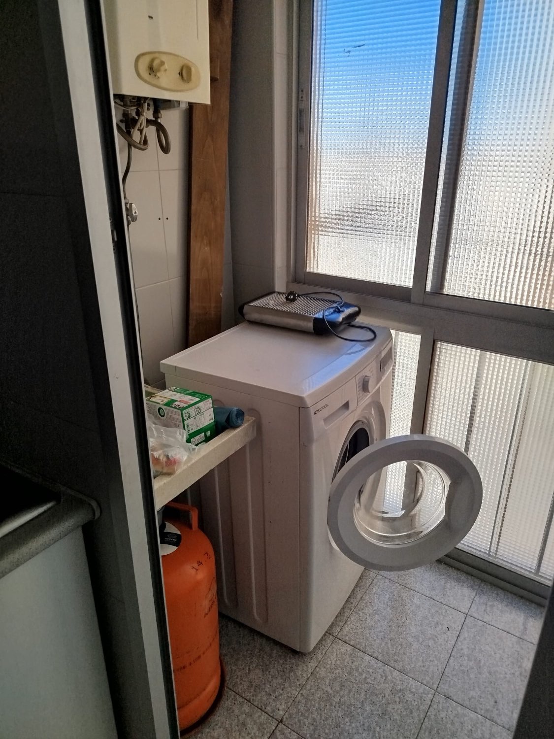 SE ALQUILA HASTA 30/06/2026 Y DESDE 01/09/2026- 30/06/2027 PISO  EN EL CENTRO DE MALAGA