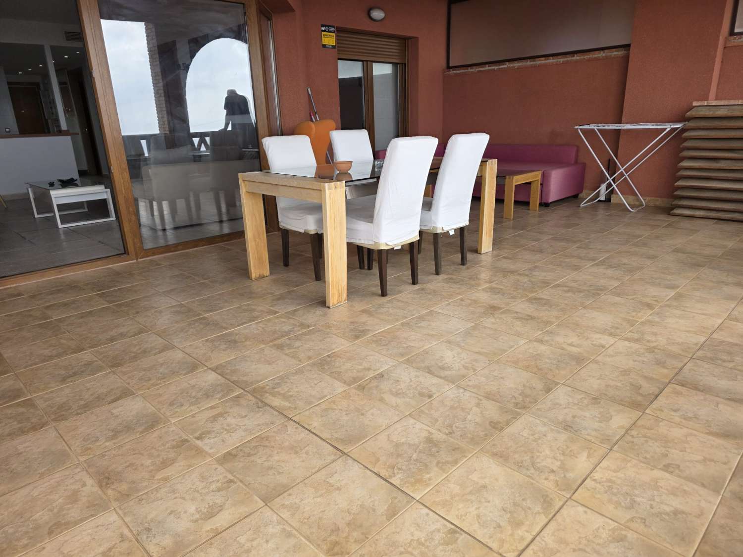 LARGA TEMPORADA - DESDE SEPTIEMBRE SE ALQUILA  BONITO  APARTAMENTO CON VISTAS AL MAR  EN ALTOS DEL HIGUERON