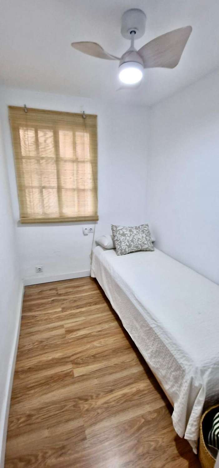 SE ALQUILA DESDE 05/03/2026 HASTA 31.5.26  BONITO APARTAMENTO REFORMADO EN TORREMOLINOS