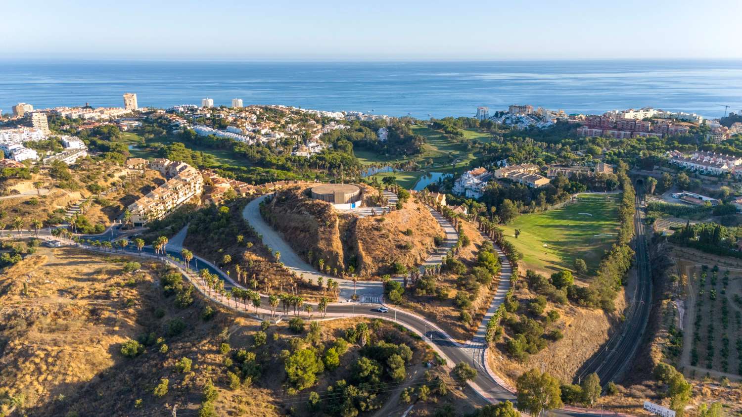 Obra nueva. En venta estupendos apartamentos en un exclusivo complejo residencial en Benalmádena