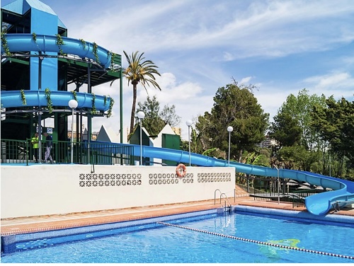 Se alquila precioso apartamento desde ahora hasta 30.6.26 y desde 01/09/2026 hasta 30/06/2027 en Benalbeach (Benalmádena)