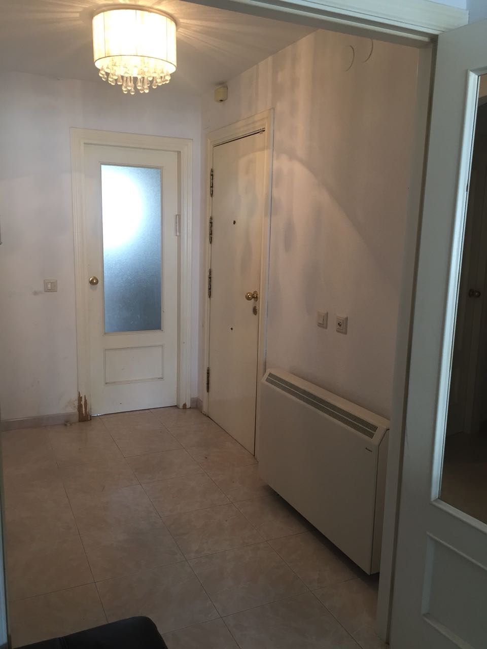 SE ALQUILA  HASTA 30/06/2026 Y DESDE 1.9.26- 30.6.27 BONITO APARTAMENTO EN CENTRO DE LA CARIHUELA (TORREMOLINOS)