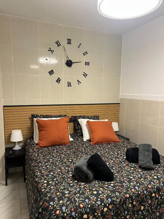 Se alquila 15/03/2026 hasta 30.6.26 y desde 01/09/2026 hasta 30/06/2027  bonito apartamento en Benalmádena