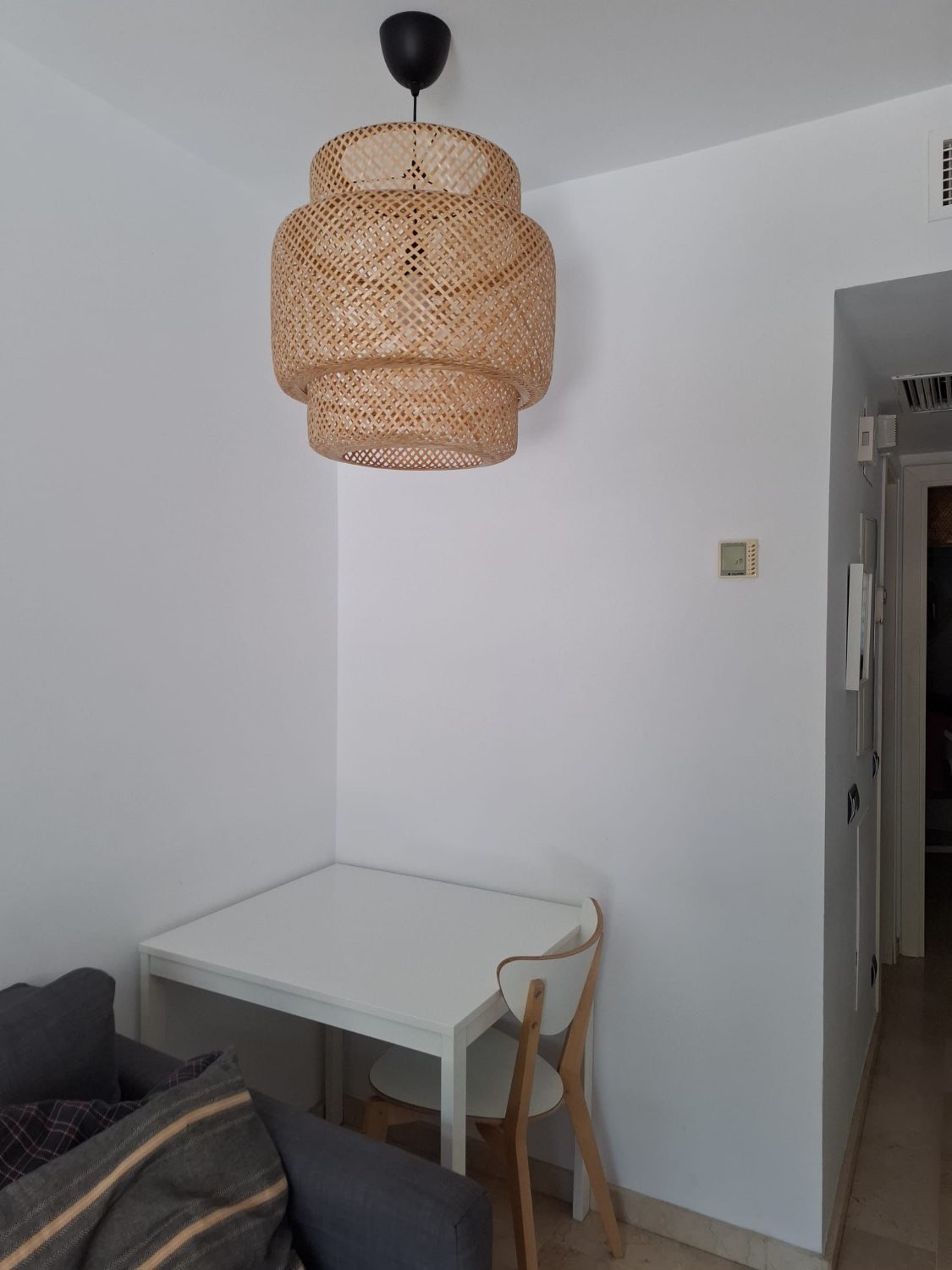 Se alquila MEDIA TEMPORADA desde ahora hasta 30/6/2026 Y DESDE01/09/2026 - 30/06/2027  bonito apartamento en Benalmádena Costa a 150 metros de la playa