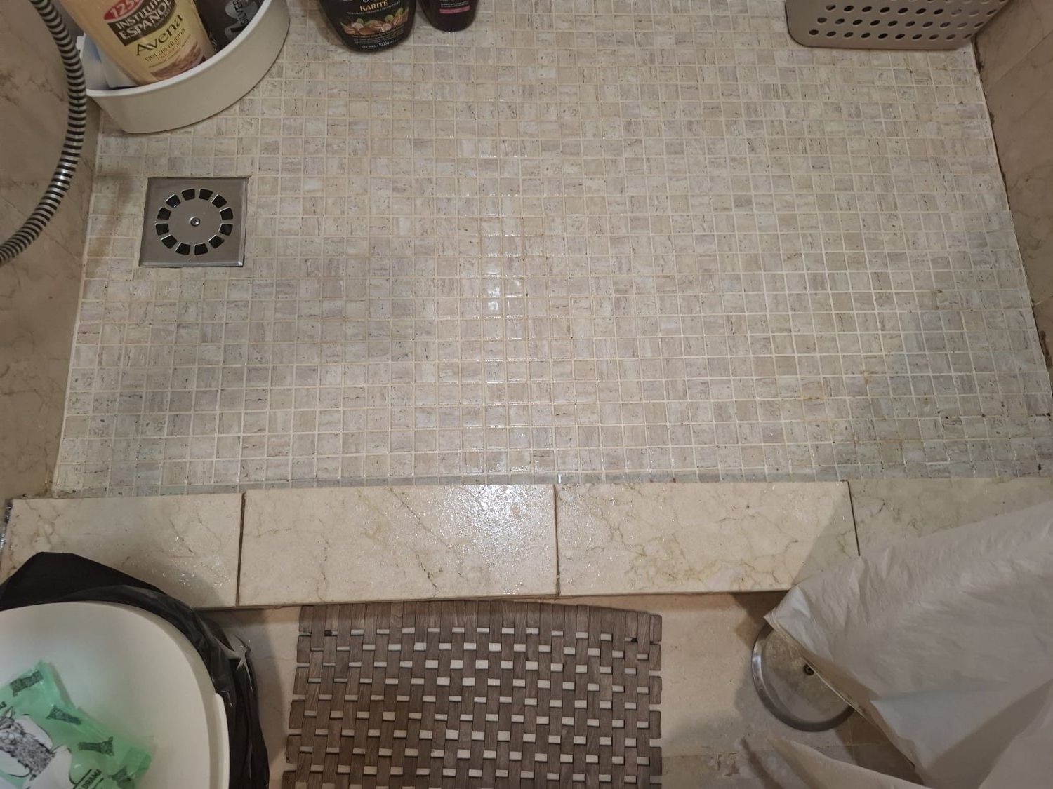 Se alquila MEDIA TEMPORADA desde ahora hasta 30/6/2026 Y DESDE01/09/2026 - 30/06/2027  bonito apartamento en Benalmádena Costa a 150 metros de la playa