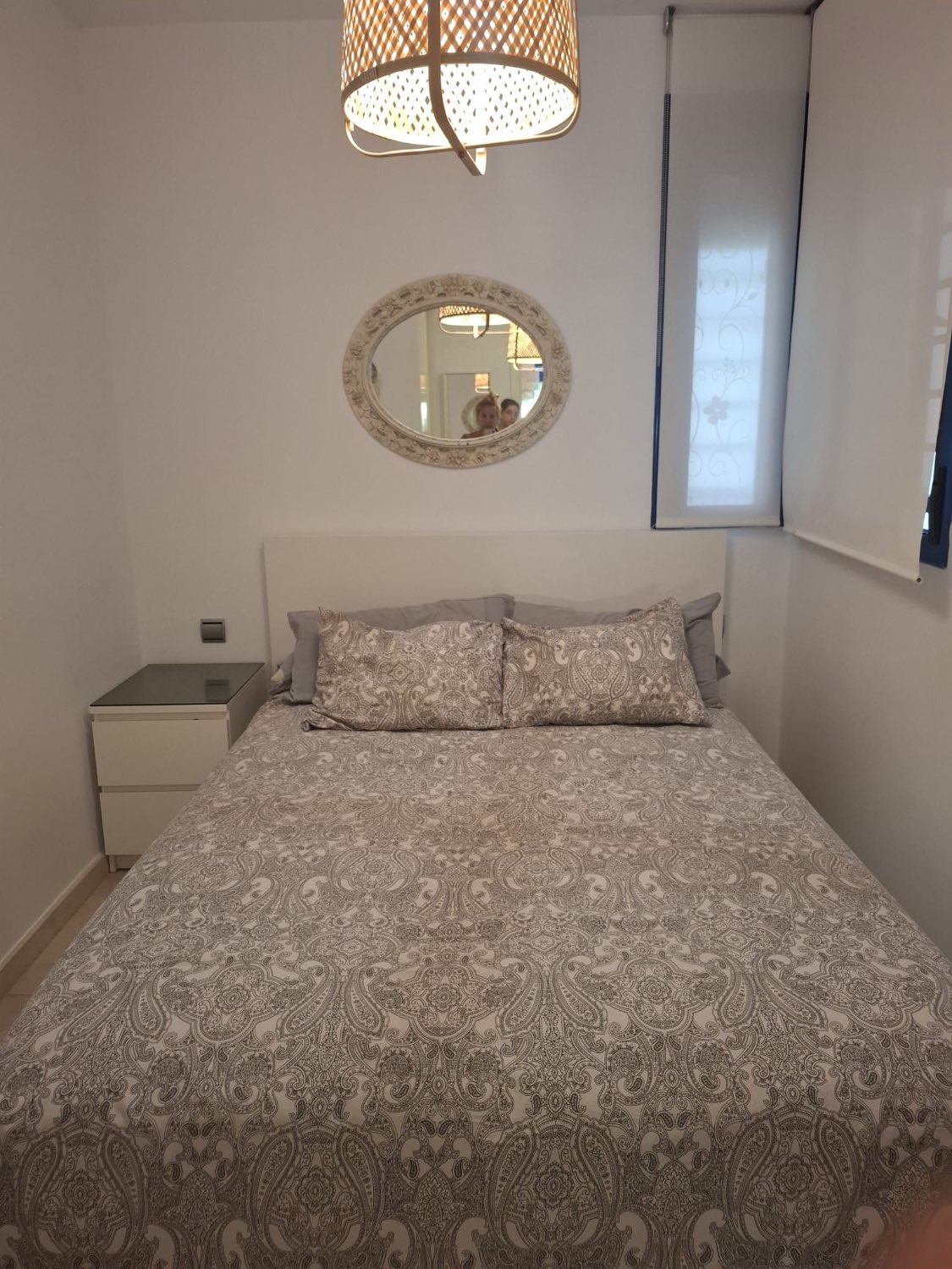 Se alquila MEDIA TEMPORADA desde ahora hasta 30/6/2026 Y DESDE01/09/2026 - 30/06/2027  bonito apartamento en Benalmádena Costa a 150 metros de la playa