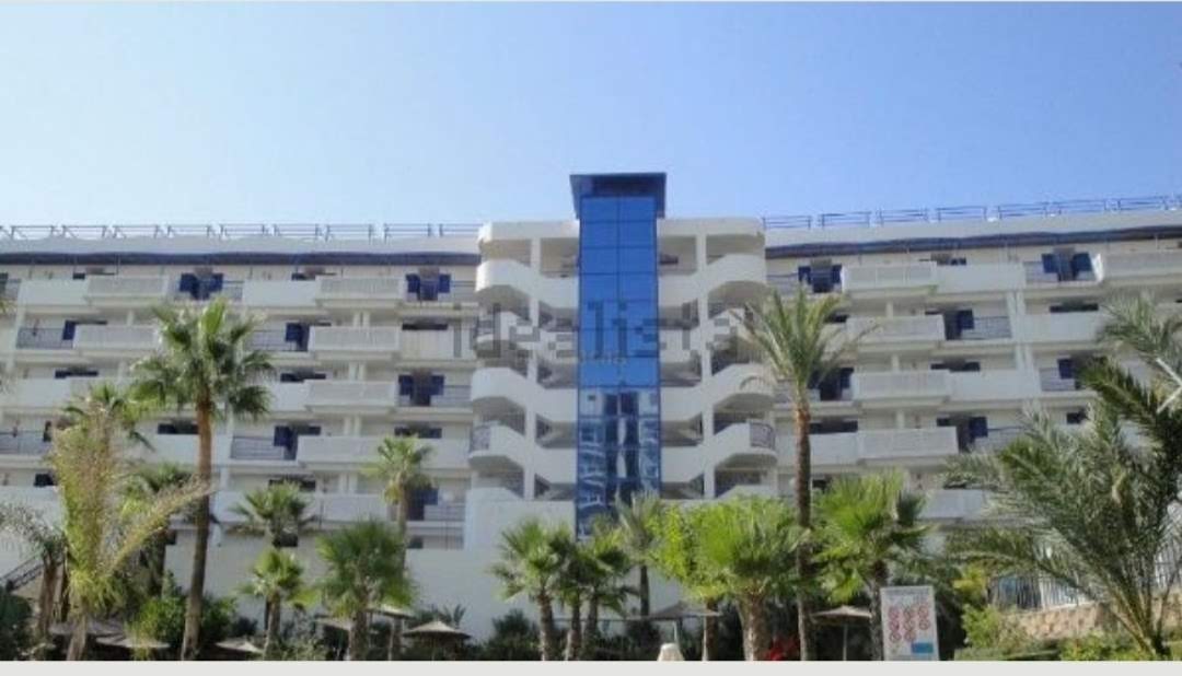 Se alquila MEDIA TEMPORADA desde ahora hasta 30/6/2026 Y DESDE01/09/2026 - 30/06/2027  bonito apartamento en Benalmádena Costa a 150 metros de la playa