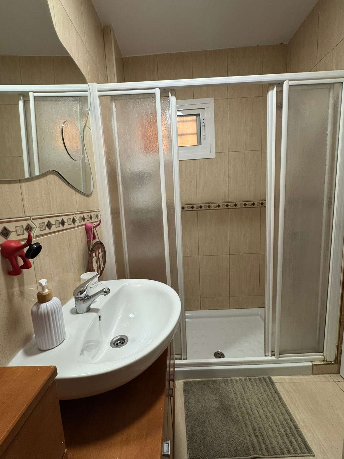 SE ALQUILA DESDE AHORA HASTA 30.6.26 BONITO ESTUDIO CON VISTAS AL MAR EN ARROYO DE LA MIEL (BENALMADENA)