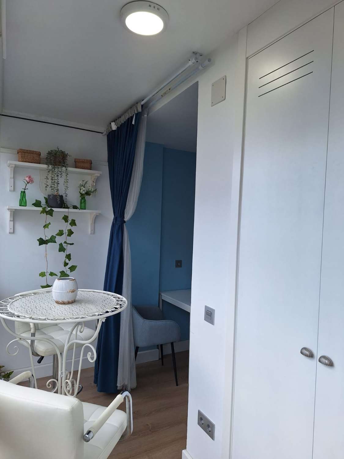 VAKKER LEILIGHET MED HAVUTSIKT TIL SALGS I ARROYO DE LA MIEL (BENALMADENA)