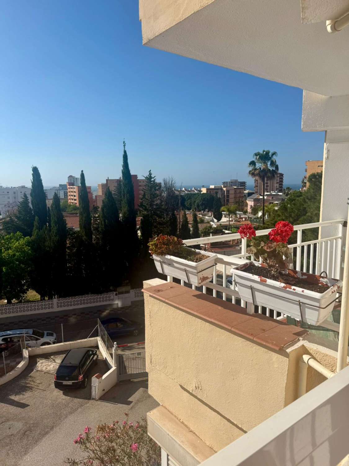 SE ALQUILA HASTA  30.06.26 y DESDE 1.09.26-30.6.27  BONITO APARTAMENTO DE 1 DORMITORIO EN ARROYO DE LA MIEL (BENALMADENA)