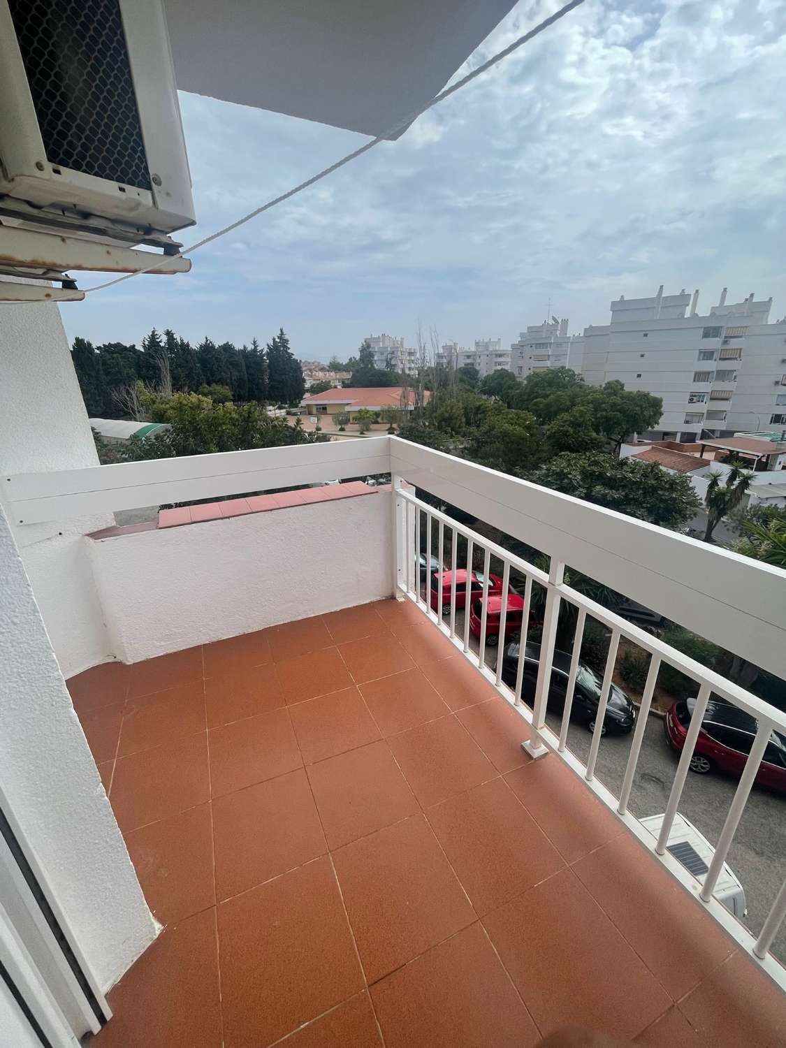 SE ALQUILA HASTA  30.06.26 y DESDE 1.09.26-30.6.27  BONITO APARTAMENTO DE 1 DORMITORIO EN ARROYO DE LA MIEL (BENALMADENA)