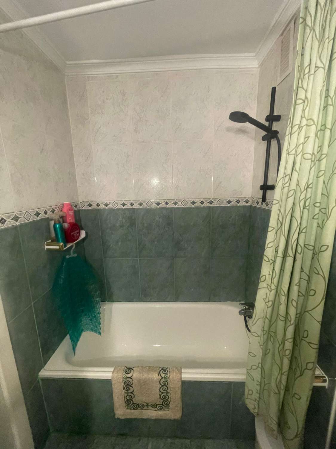 SE ALQUILA HASTA  30.06.26 y DESDE 1.09.26-30.6.27  BONITO APARTAMENTO DE 1 DORMITORIO EN ARROYO DE LA MIEL (BENALMADENA)