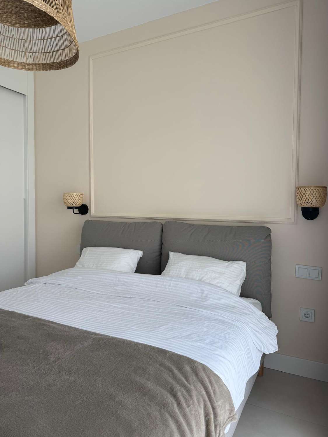 LARGA TEMPORADA-SE ALQUILA DESDE AHORA PRECIOSO APARTAMENTO EN URBANIZACIÓN DE LUJO, FUENGIROLA.