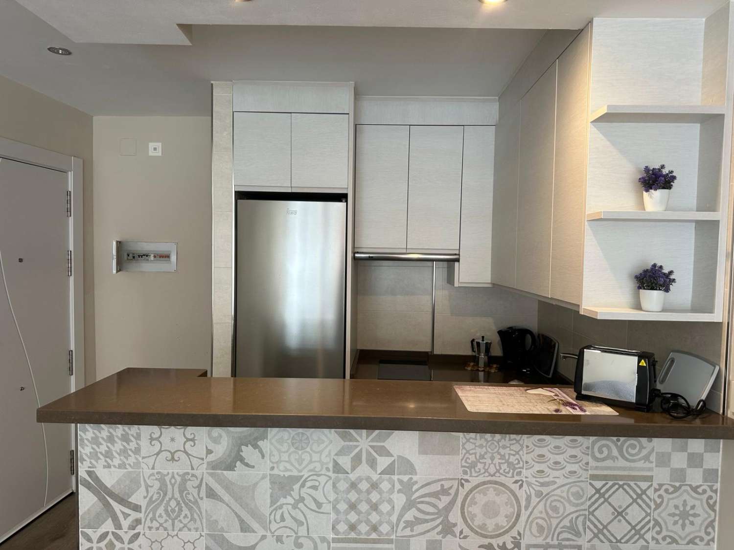 SE ALQUILA DESDE AHORA HASTA 30.6.26 BONITO APARTAMENTO EN  TORREMOLINOS CENTRO