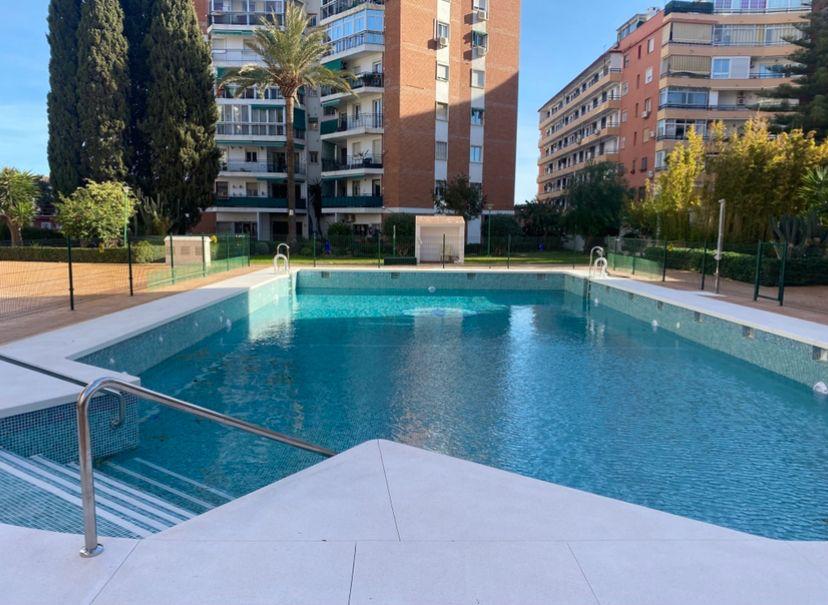 SE ALQUILA DESDE AHORA HASTA 30.6.26 BONITO APARTAMENTO EN  TORREMOLINOS CENTRO
