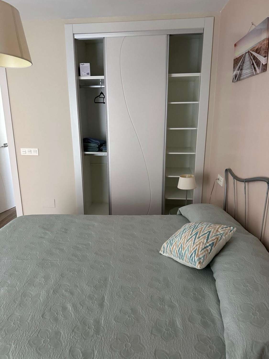 SE ALQUILA DESDE AHORA HASTA 30.6.26 BONITO APARTAMENTO EN  TORREMOLINOS CENTRO