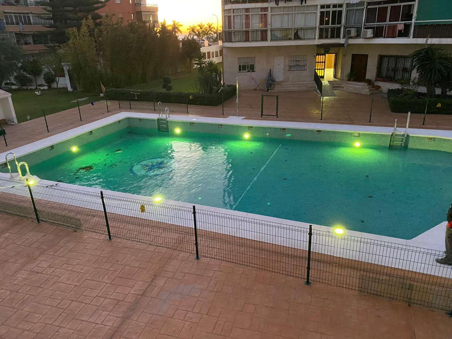 SE ALQUILA DESDE AHORA HASTA 30.6.26 BONITO APARTAMENTO EN  TORREMOLINOS CENTRO