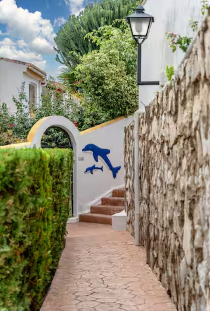 SE ALQUILA  DESDE 4.3.26 HASTA 30.6.26 Y DESDE 01/09/2026 - 30/06/2027 PRECIOSO APARTAMENTO  EN BENALMADENA