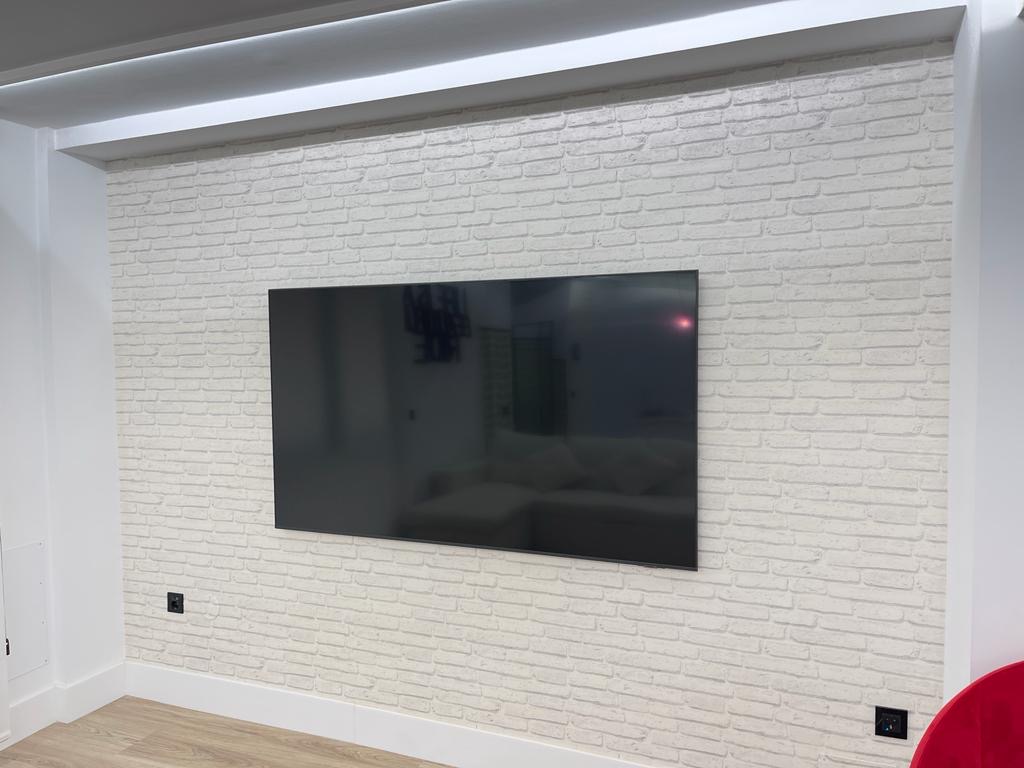 SE ALQUILA DESDE AHORA HASTA 30.6.26  Y desde 01/09/2026 hasta 30/06/2027 PRECIOSO APARTAMENTO EN EL CENTRO DE FUENGIROLA