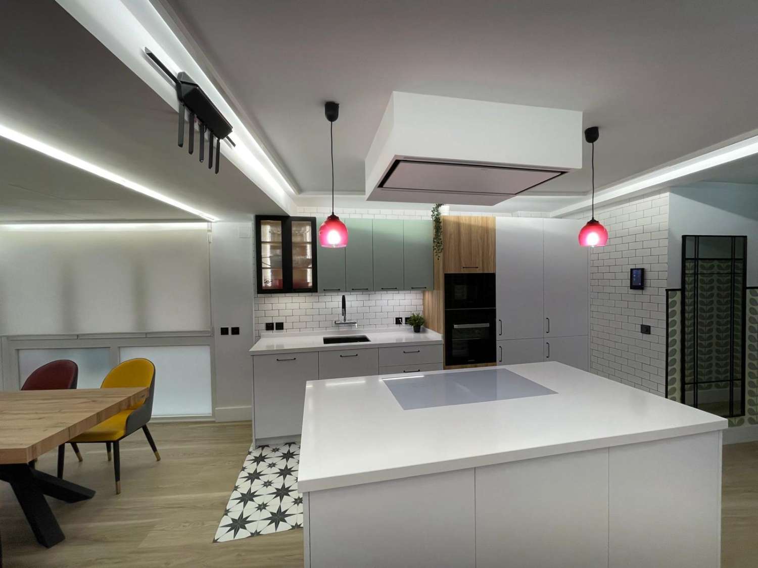 SE ALQUILA DESDE AHORA HASTA 30.6.26  Y desde 01/09/2026 hasta 30/06/2027 PRECIOSO APARTAMENTO EN EL CENTRO DE FUENGIROLA