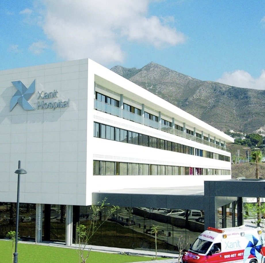 MEDIA TEMPORADA . SE ALQUILA  HASTA 21/06/2026 Y DESDE 01/09/2026- 30/06/2027 BONITO APARTAMENTO EN ZONA MONTERREY (BENALMADENA)