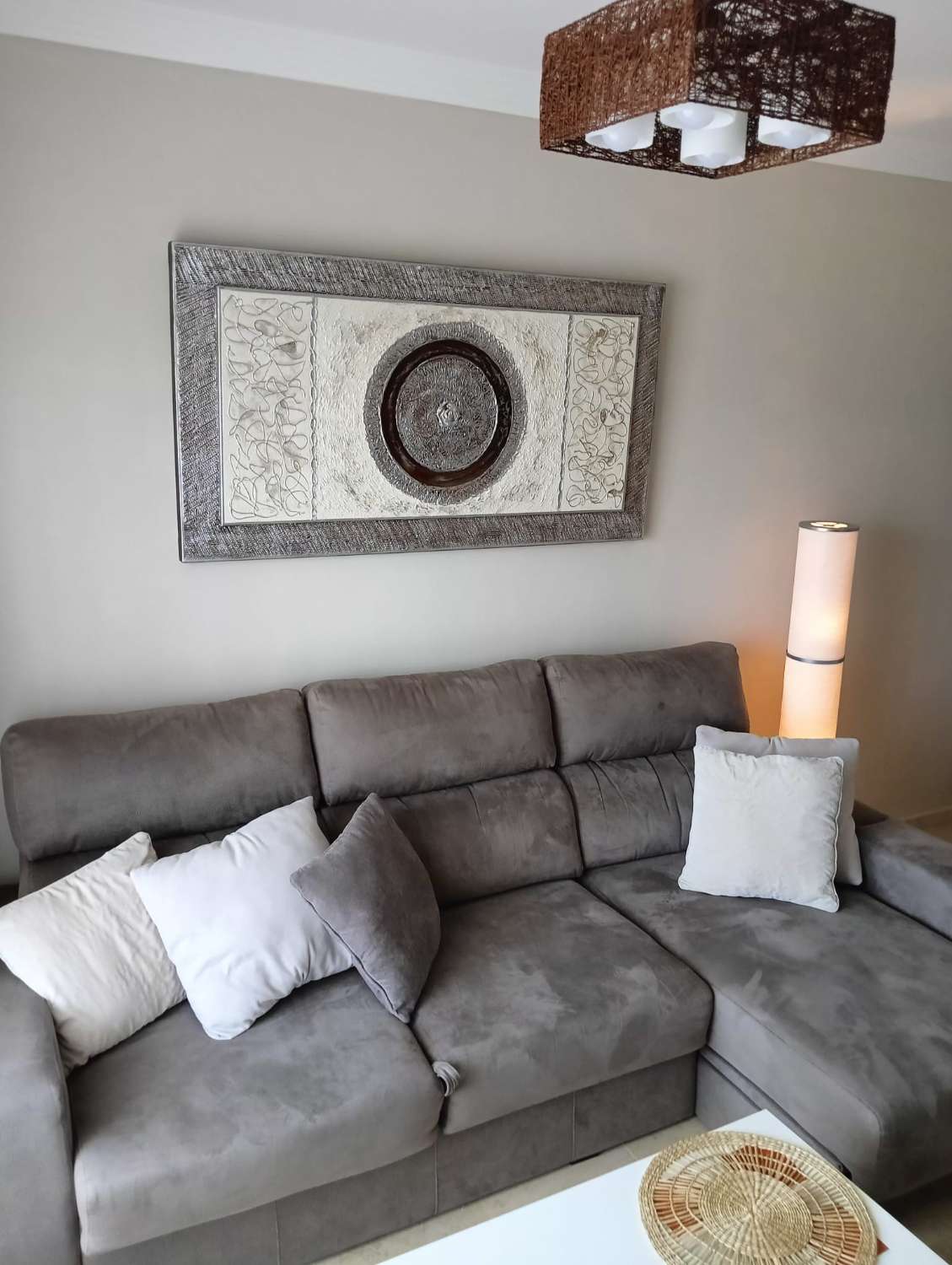 MEDIA TEMPORADA . SE ALQUILA  HASTA 21/06/2026 Y DESDE 01/09/2026- 30/06/2027 BONITO APARTAMENTO EN ZONA MONTERREY (BENALMADENA)