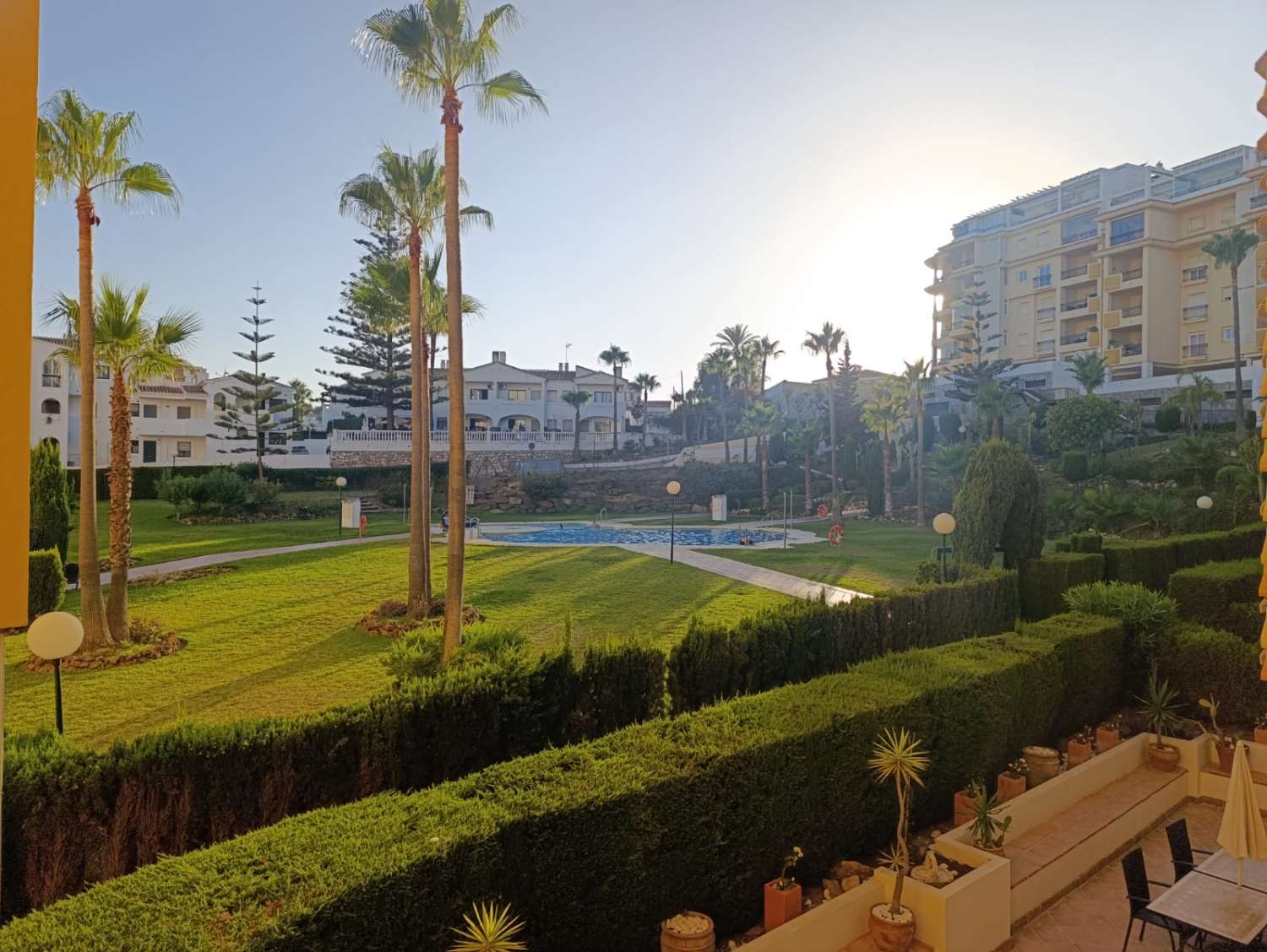 SE ALQUILA HASTA 30.6.26 Y DESDE 01/09/2026 - 30/06/2027  PRECIOSO APARTAMENTO CON VISTAS AL MAR EN  MIJAS COSTA