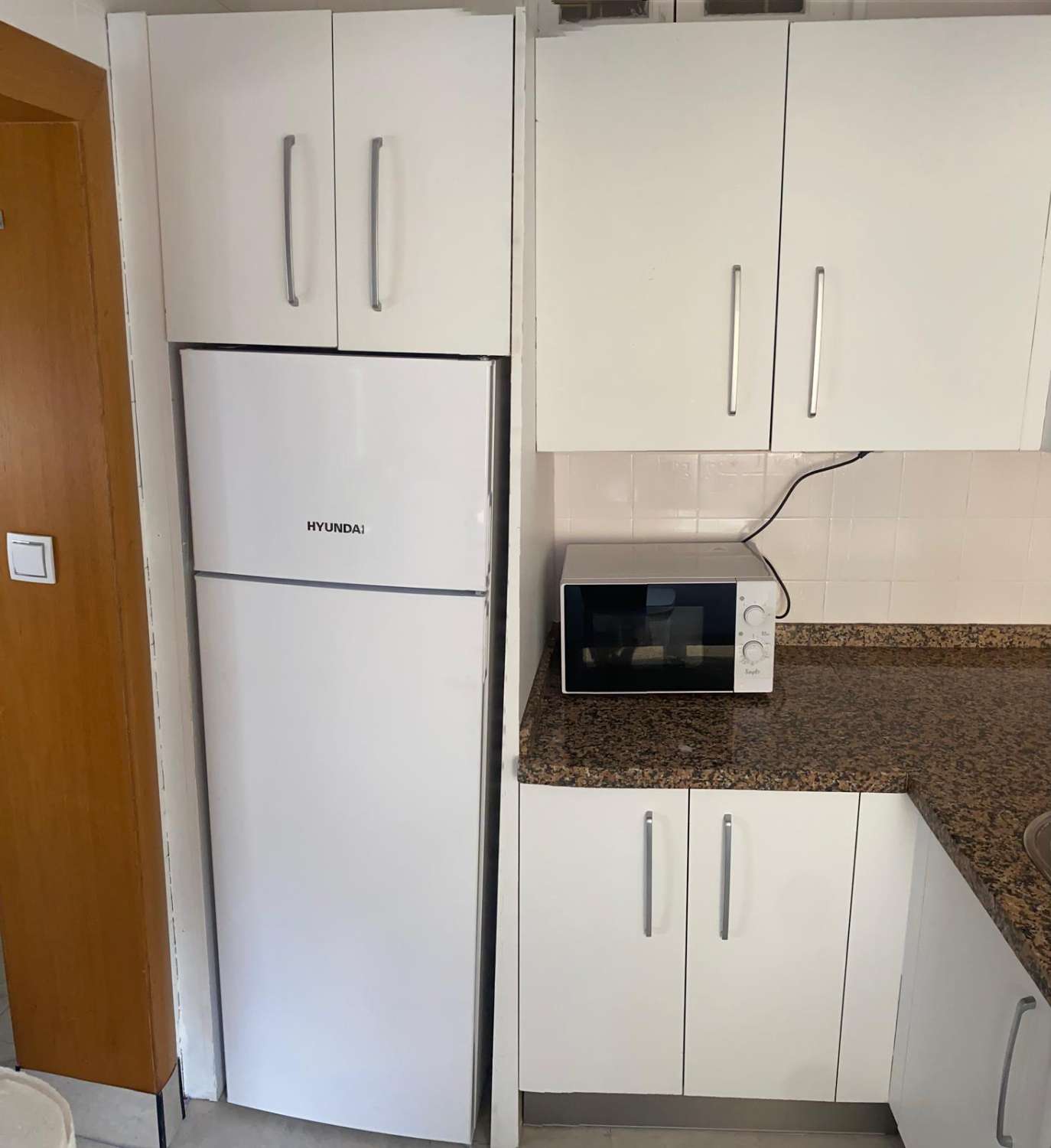 SE ALQUILA DESDE AHORA HASTA 30.6.26 Y DESDE 01/09/2026 HASTA 30/06/2027 BONITO APARTAMENTO EN FUENGIROLA