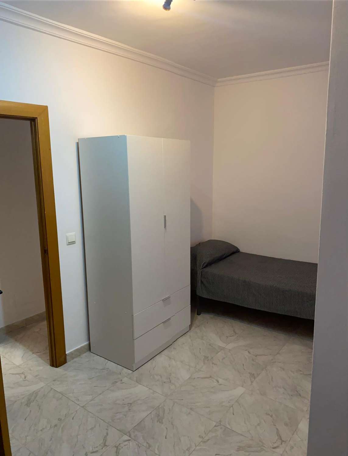 SE ALQUILA DESDE AHORA HASTA 30.6.26 Y DESDE 01/09/2026 HASTA 30/06/2027 BONITO APARTAMENTO EN FUENGIROLA