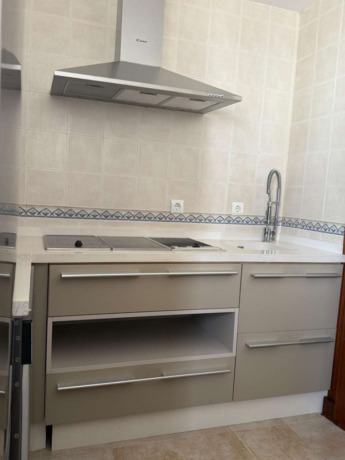 SE ALQUILA HASTA 15.5.26 BONITO APARTAMENTO EN MIJAS COSTA