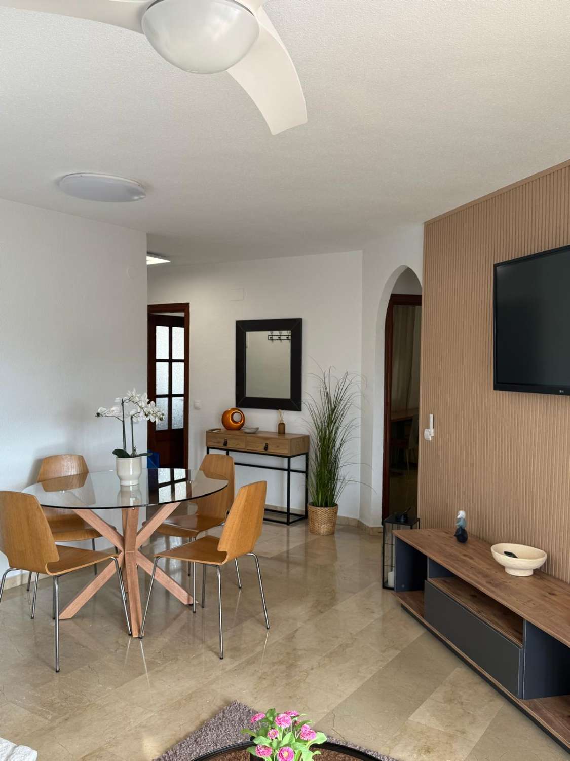 SE ALQUILA HASTA 15.5.26 BONITO APARTAMENTO EN MIJAS COSTA