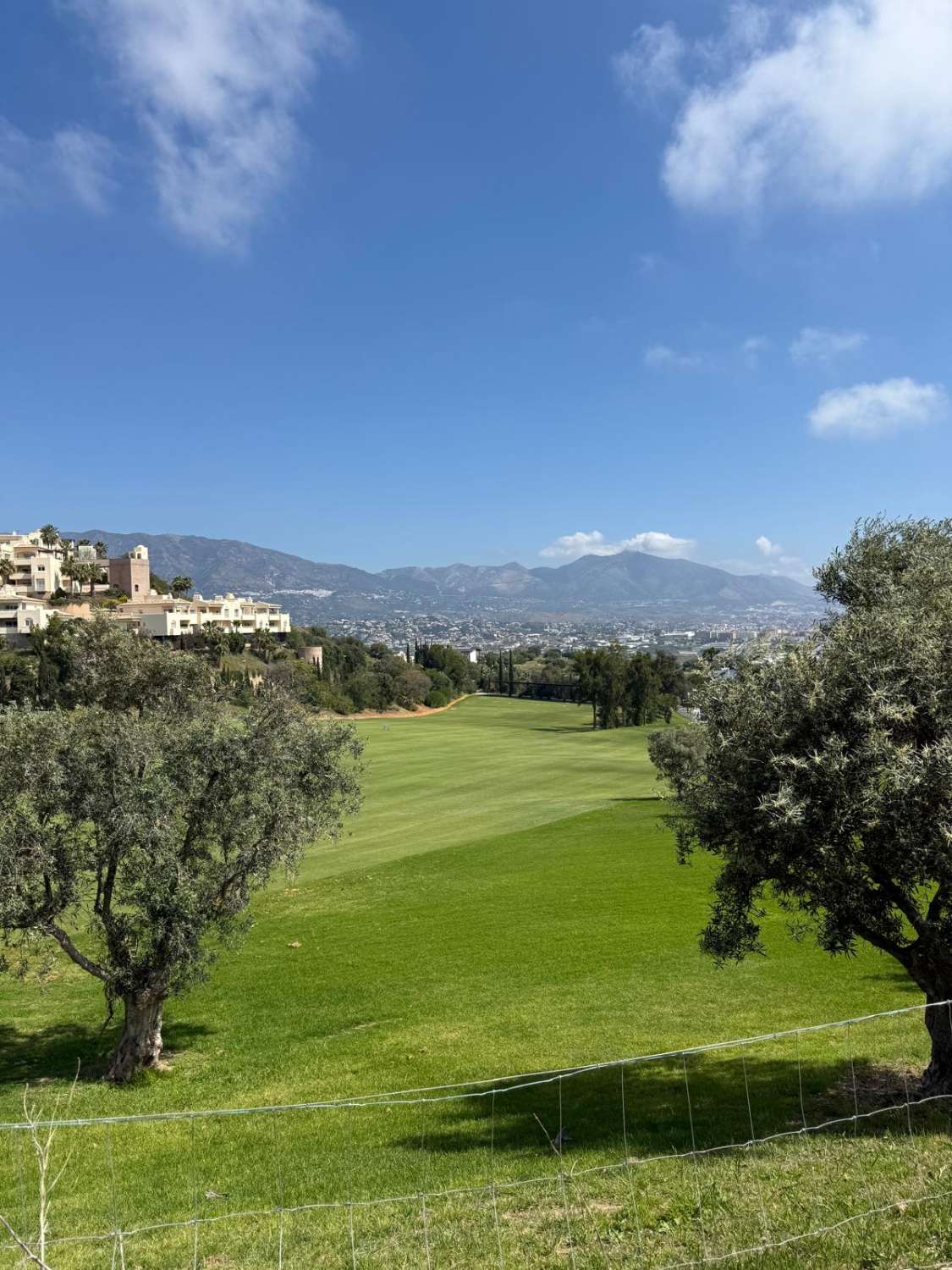 SE ALQUILA HASTA 15.5.26 BONITO APARTAMENTO EN MIJAS COSTA