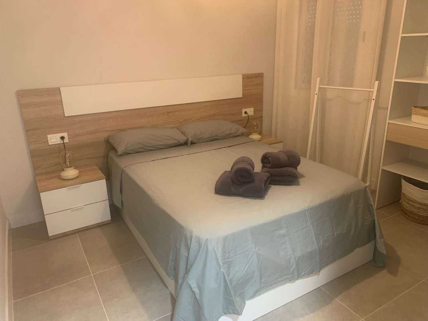 SE ALQUILA DESDE AHORA HASTA 30.6.26 Y DESDE 01/09/2026 HASTA 30/06/2027 BONITO APARTAMENTO EN FUENGIROLA