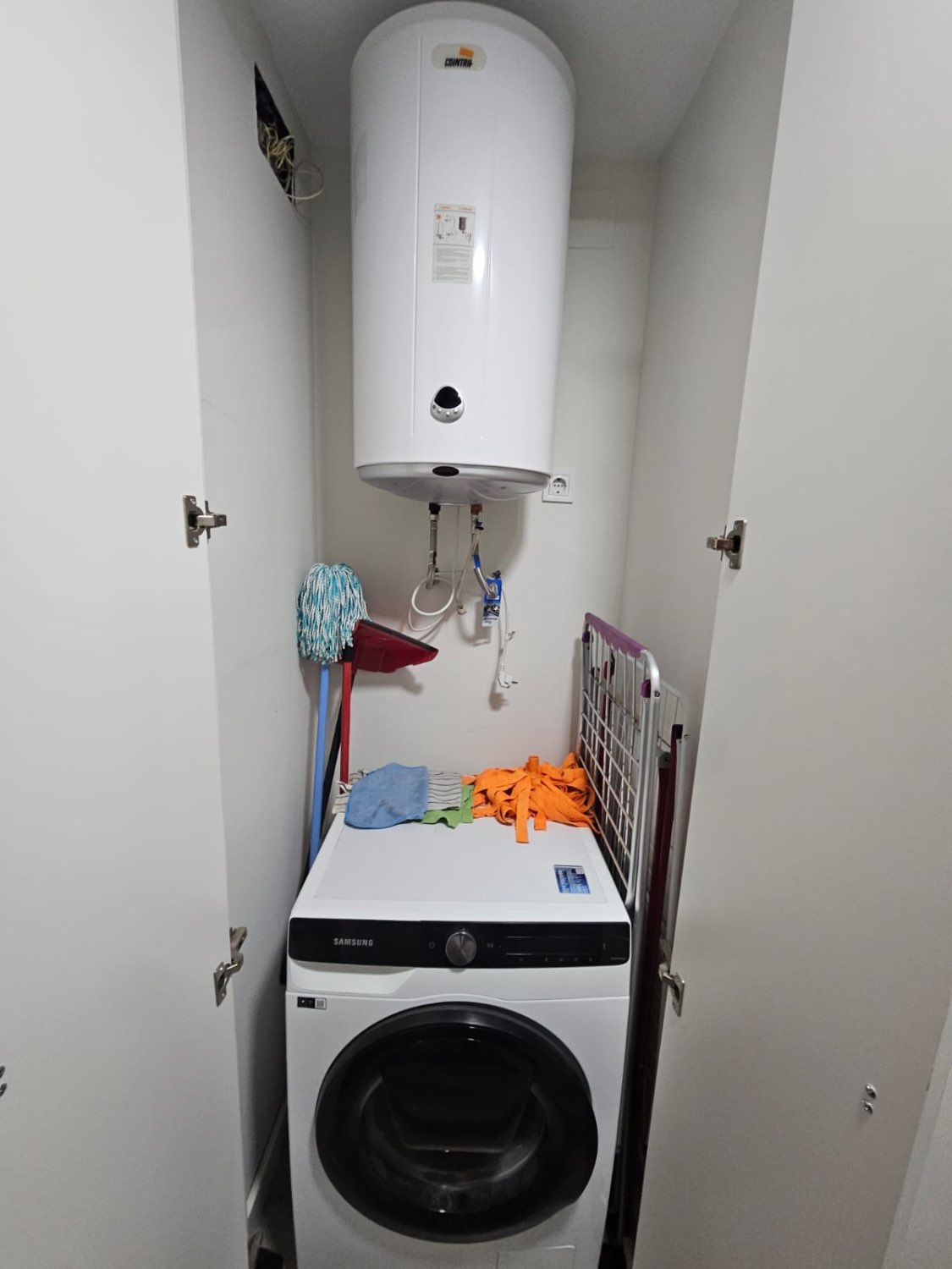 LARGA TEMPORADA SE ALQUILA BONITO APARTAMENTO EN LA COLINA  CON VISTAS  AL MAR (TORREMOLINOS )