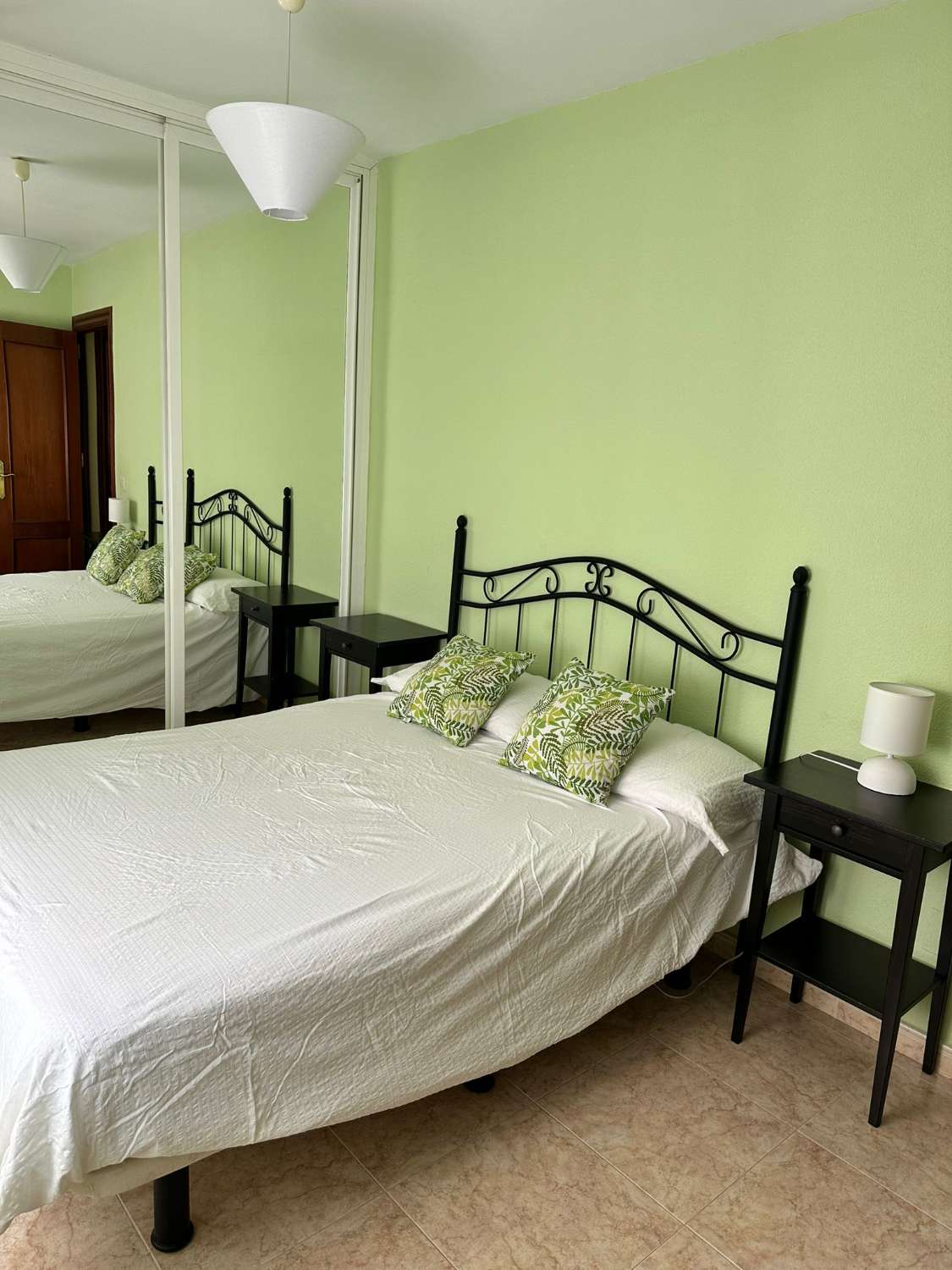 4-ZIMMER-WOHNUNG ZUM VERKAUF IM ZENTRUM VON ARROYO DE LA MIEL (BENALMADENA)