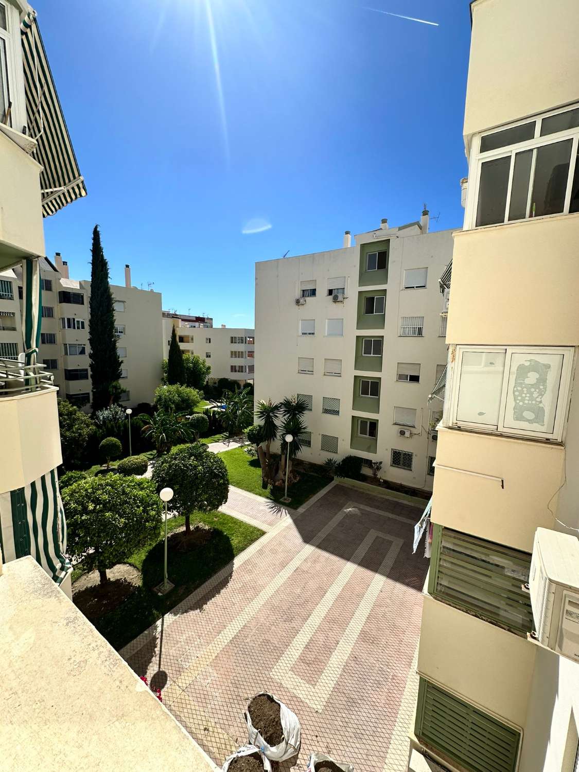 4-ZIMMER-WOHNUNG ZUM VERKAUF IM ZENTRUM VON ARROYO DE LA MIEL (BENALMADENA)