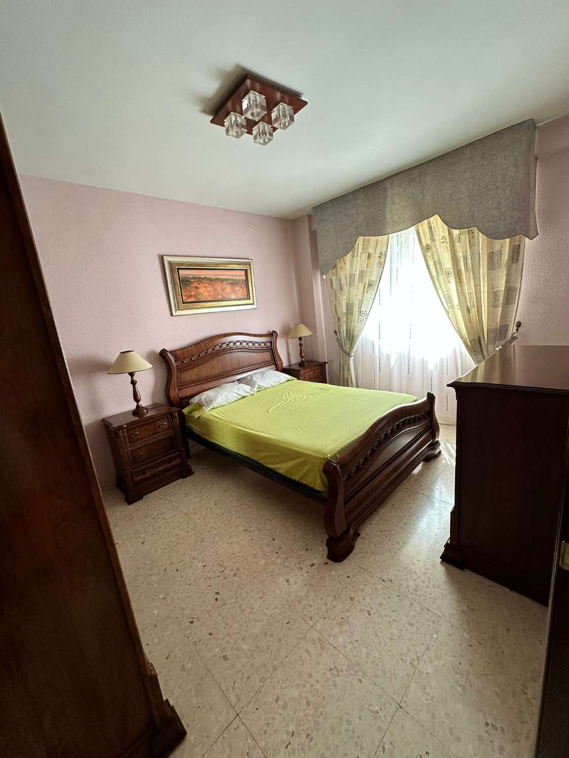 4-ZIMMER-WOHNUNG ZUM VERKAUF IM ZENTRUM VON ARROYO DE LA MIEL (BENALMADENA)